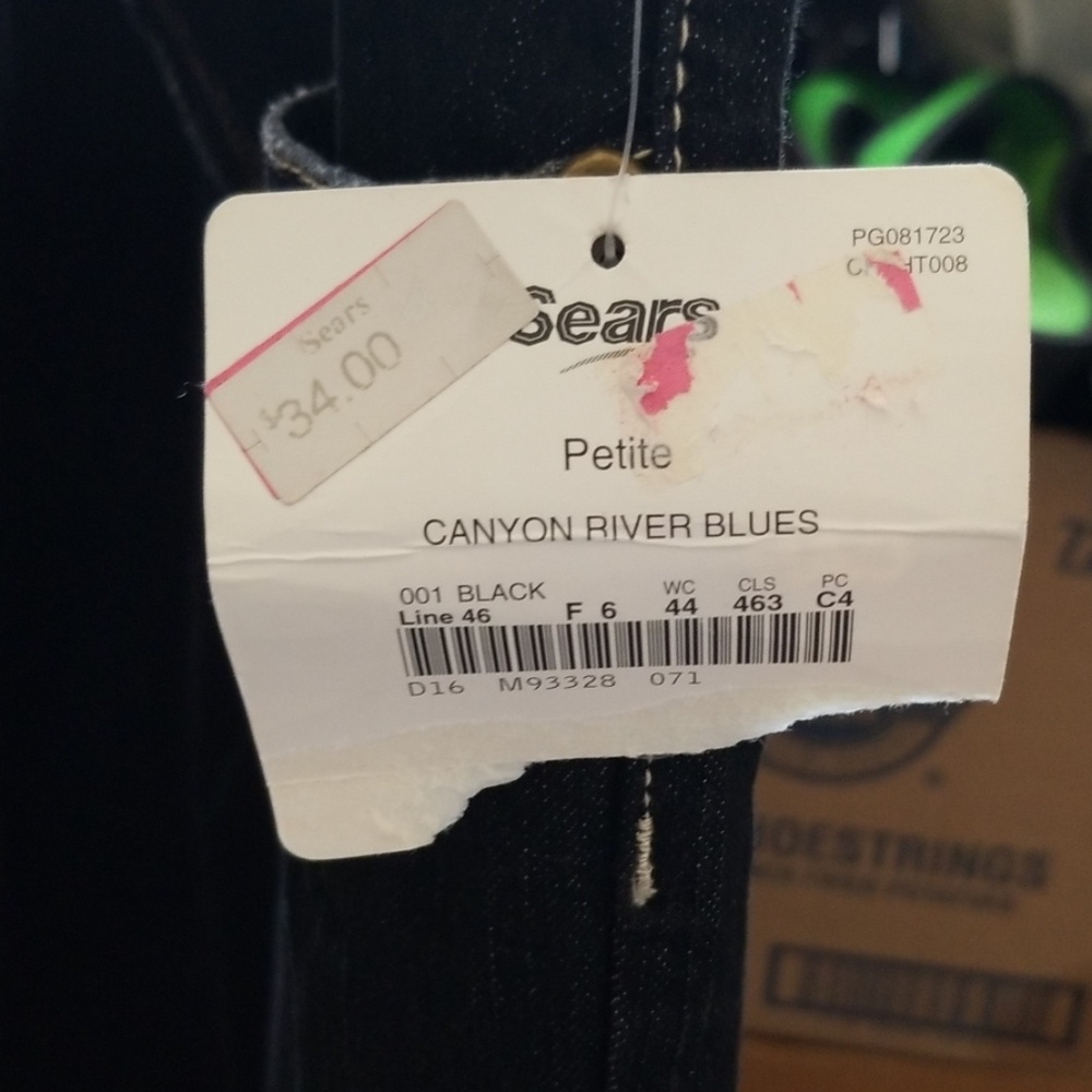 Jeans - Picture 2 of 2
